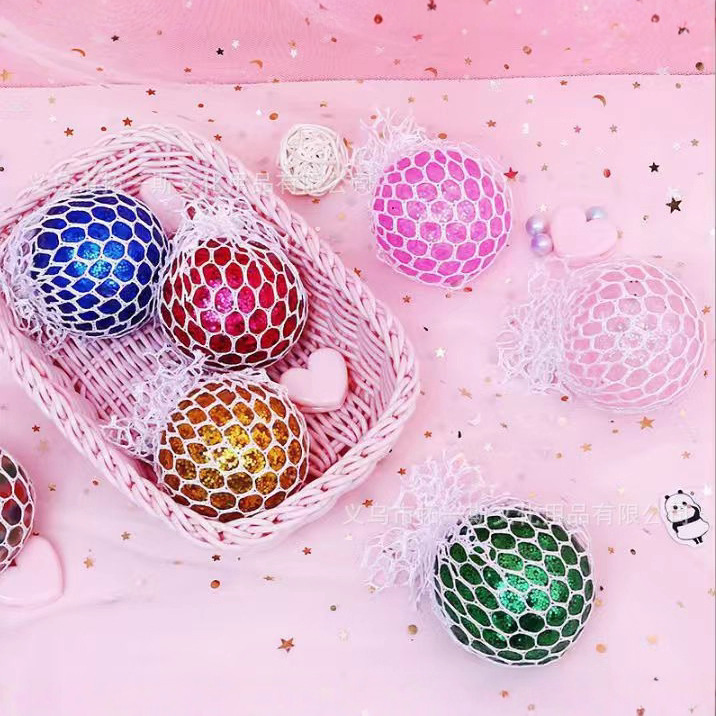 Amazon Adult Stress Relief Ball Set TPR Soft rubber flour Ball Release Toy Relieve Stress Direct Sale Application Scenario
