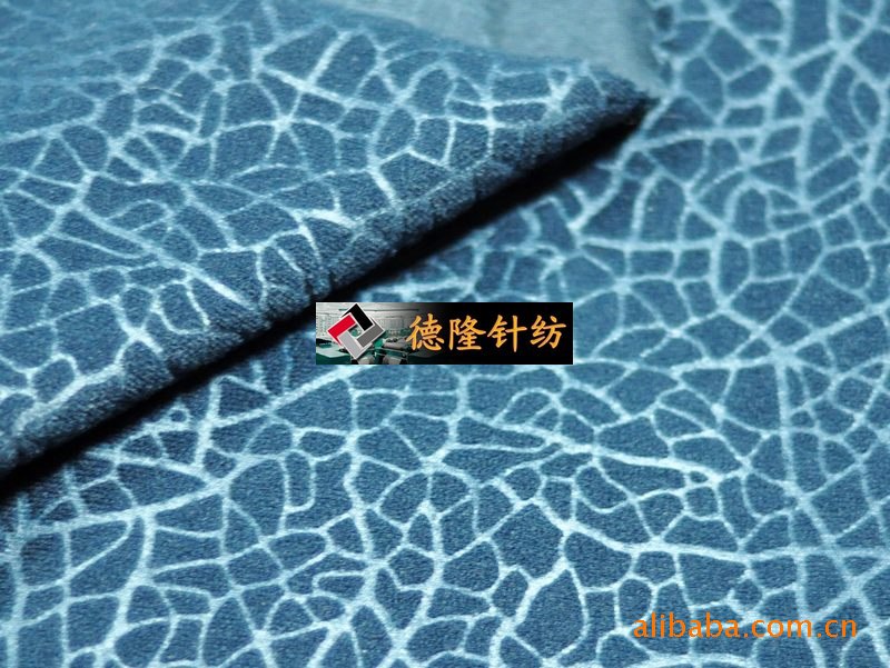 Knitted warp knitted lace patterned gilded suede fleece composite brushed and cut loop fleece washed waterproof clothing fabric pic 11