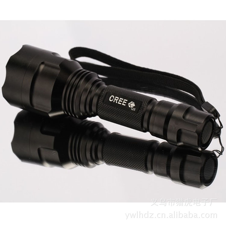 猎虎 C8t6 led手电筒 强光 充电 防水调光远射现货厂家热销详情45