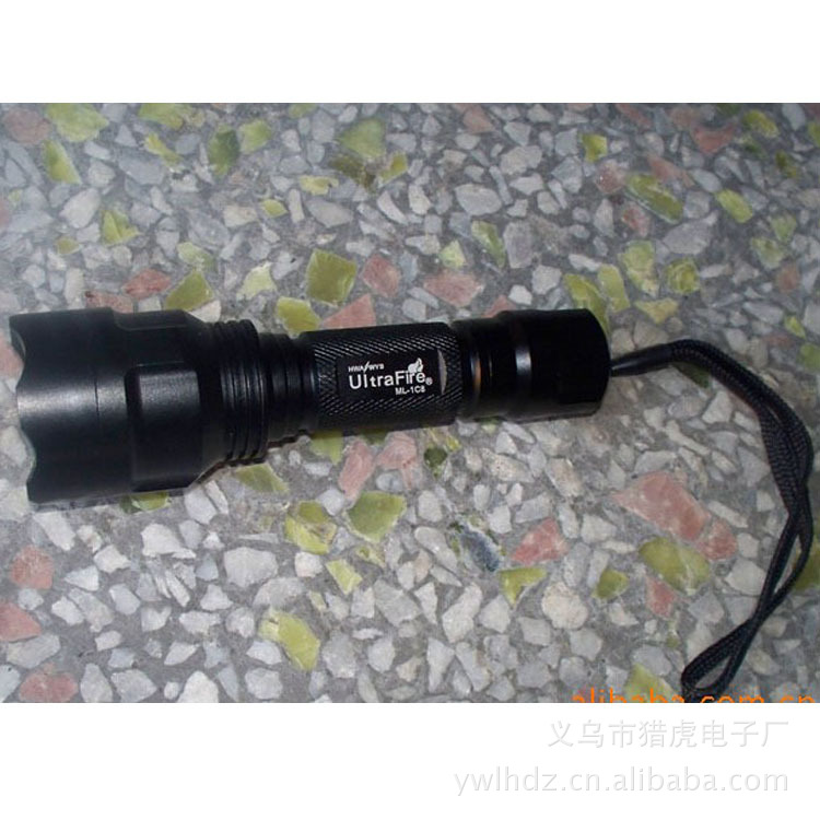 猎虎 C8t6 led手电筒 强光 充电 防水调光远射现货厂家热销详情47