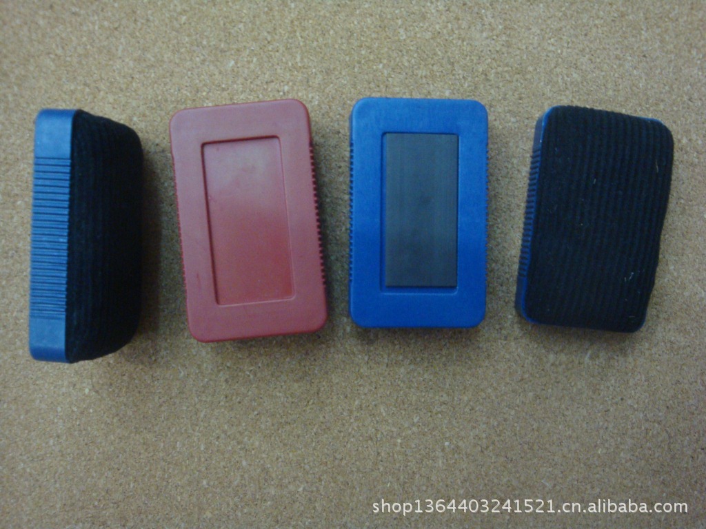 Wholesale of creative and fashionable mini plastic magnetic whiteboard erasers and cartoon whiteboard brushes from the manufacturer pic 2