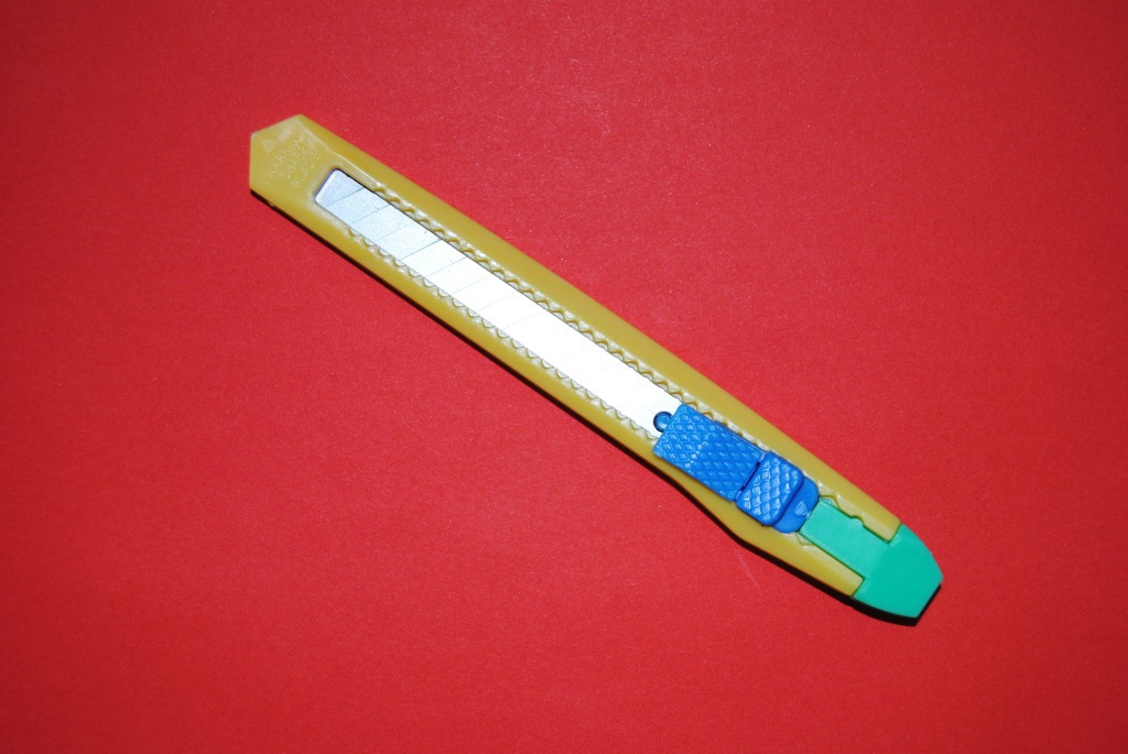 Small utility knife 9mm, utility knife manufacturer, bagged utility knife, single bag packaging, opp bag pic 9