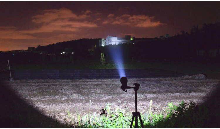 Cross-border exclusive Q5 Rotating Zoom XPE-LED high-intensity long-range flashlight charging tactical flashlight for camping and outdoor activities pic 28