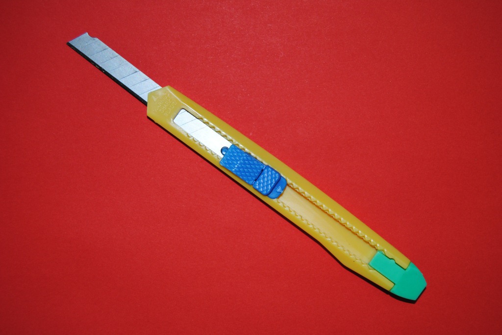 Small utility knife 9mm, utility knife manufacturer, bagged utility knife, single bag packaging, opp bag pic 8