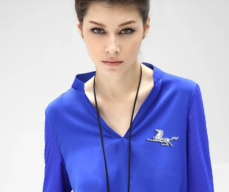 High-quality electroplated genuine white gold high-end horse brooch for men, Korean version, fashionable and versatile pin manufacturer wholesale pic 28