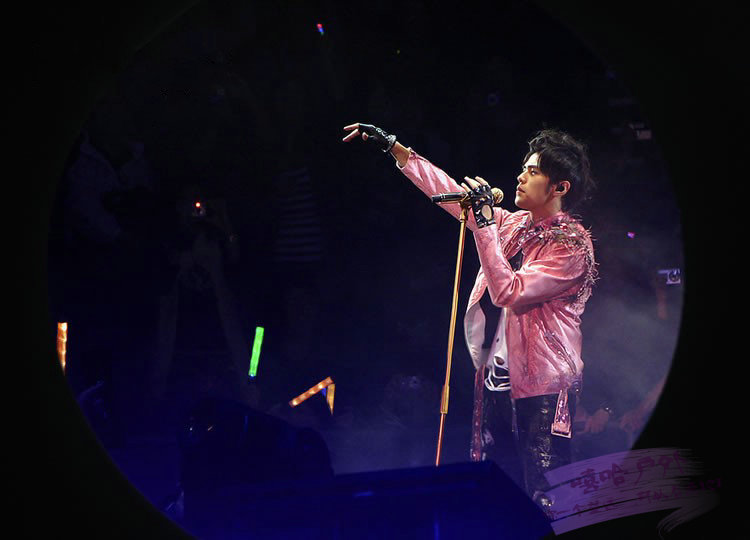 博士能/BUSHNELL1042双筒望远镜