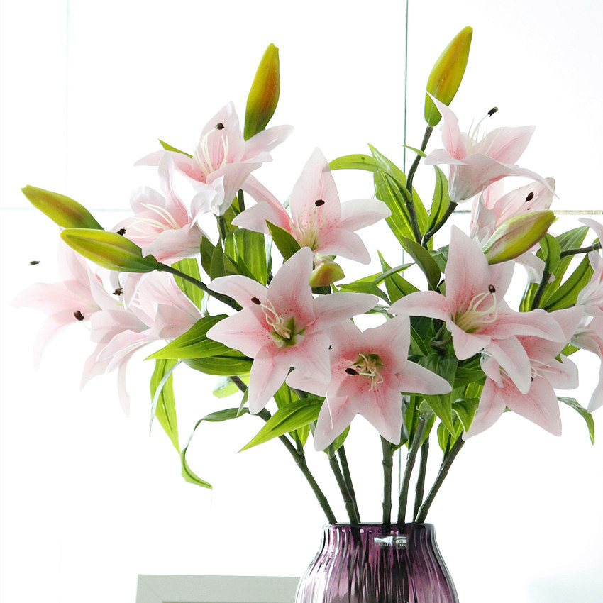 Yiwu wholesale high-fidelity film lilies, 3-head long branches, home, wedding, dining table, hotel decorative flowers, artificial plants, artificial flower arrangements pic 11