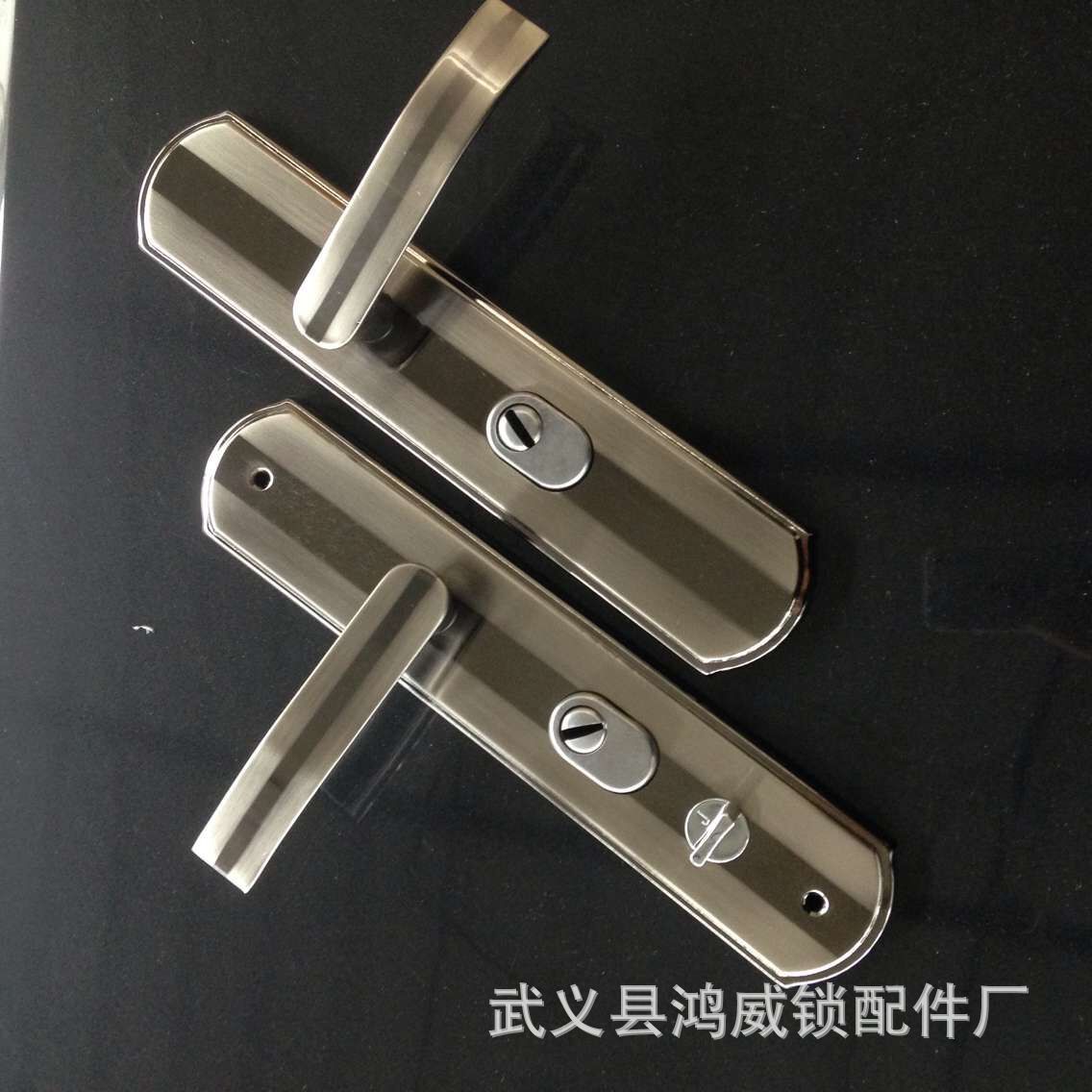 鸿威厂家直销进户门铁把手防盗大门铁拉手通用型黑金刚铁把手双活详情19