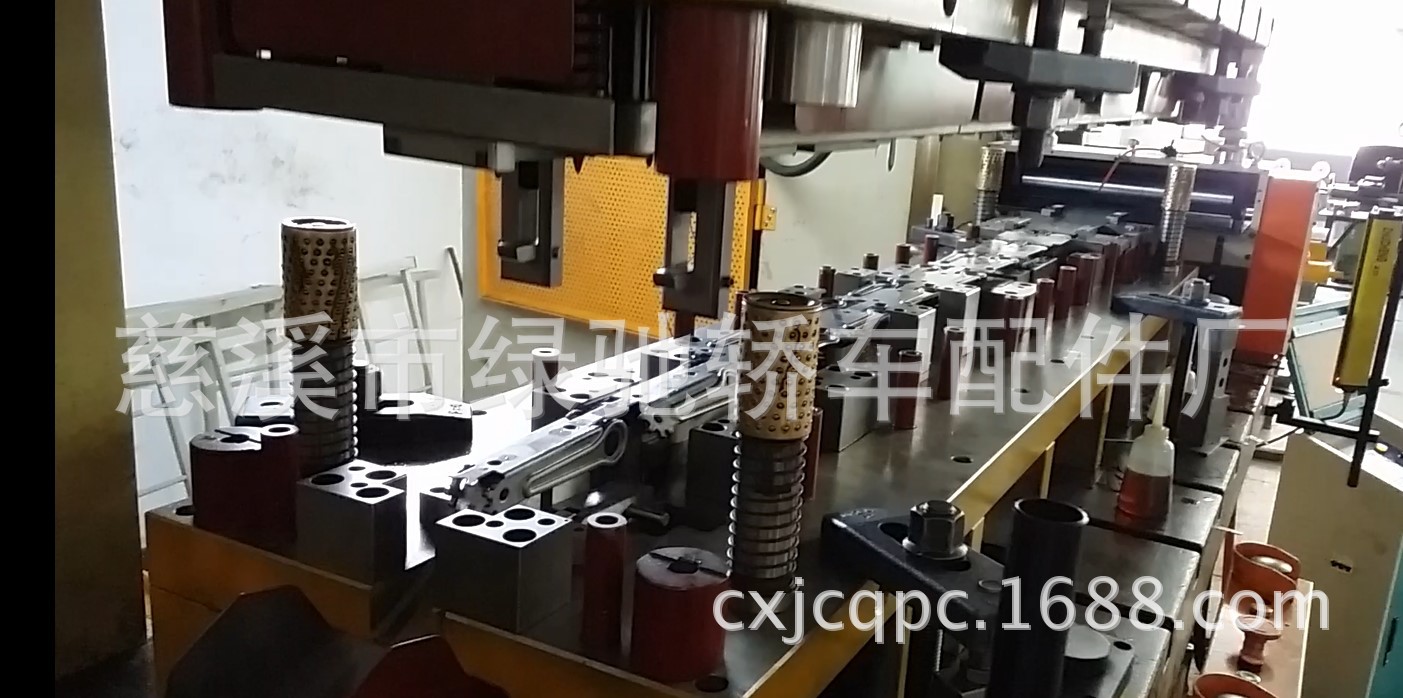 The new YILUN brand Tesla car scissor jack, a universal and labor-saving jack, is suitable for all family car models pic 52