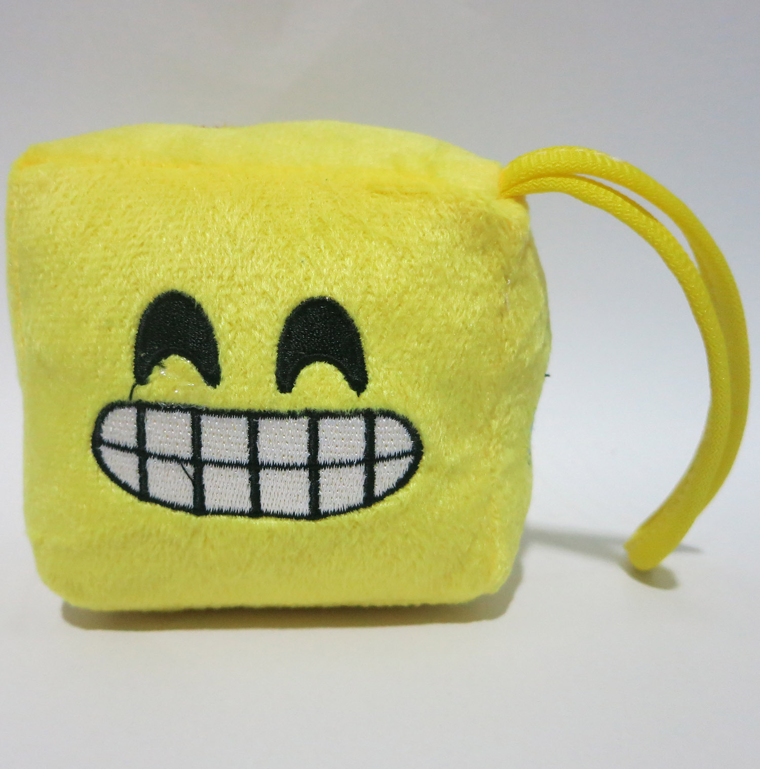 Plush toys, small pendants, dolls, keychains, cartoon smiling faces, dinosaur dolls, super cute key chain decorations pic 12