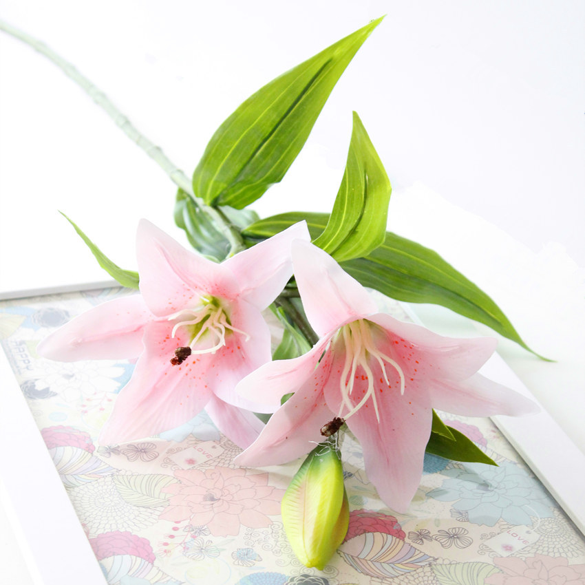 Yiwu wholesale high-fidelity film lilies, 3-head long branches, home, wedding, dining table, hotel decorative flowers, artificial plants, artificial flower arrangements pic 16