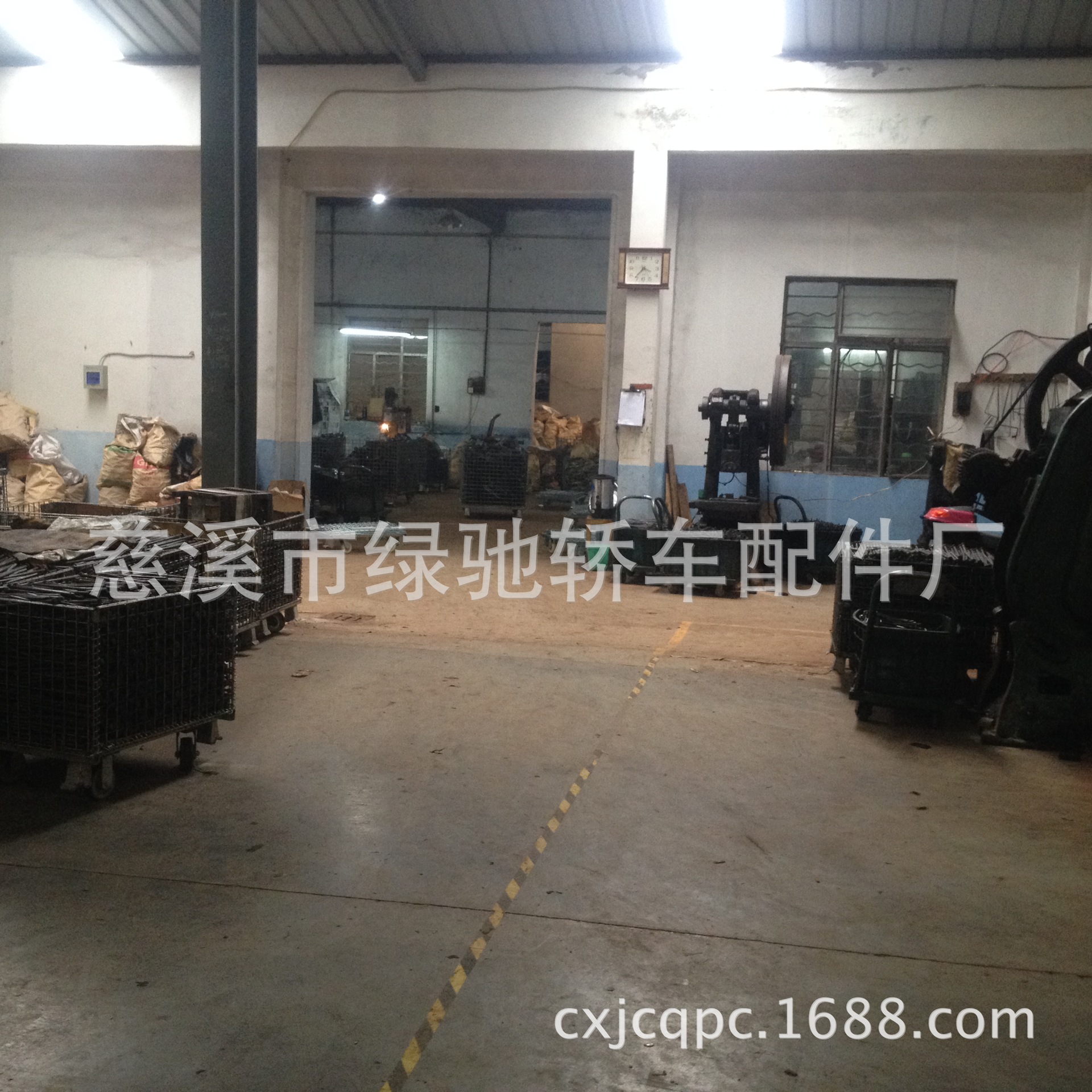 The new YILUN brand Tesla car scissor jack, a universal and labor-saving jack, is suitable for all family car models pic 46