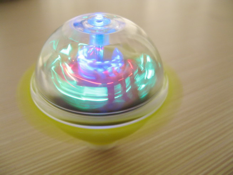 Wholesale of popular toys at street stalls: colorful glowing lace gyroscopes, flashing gyroscopes, and glowing toys pic 18