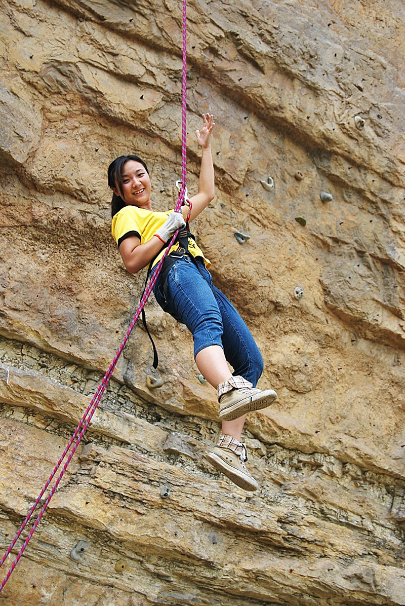 Cross-border discount: Reflective outdoor climbing rope, nylon rope, climbing rope, survival rope, rappelling rope, polyester mountaineering safety rope pic 40