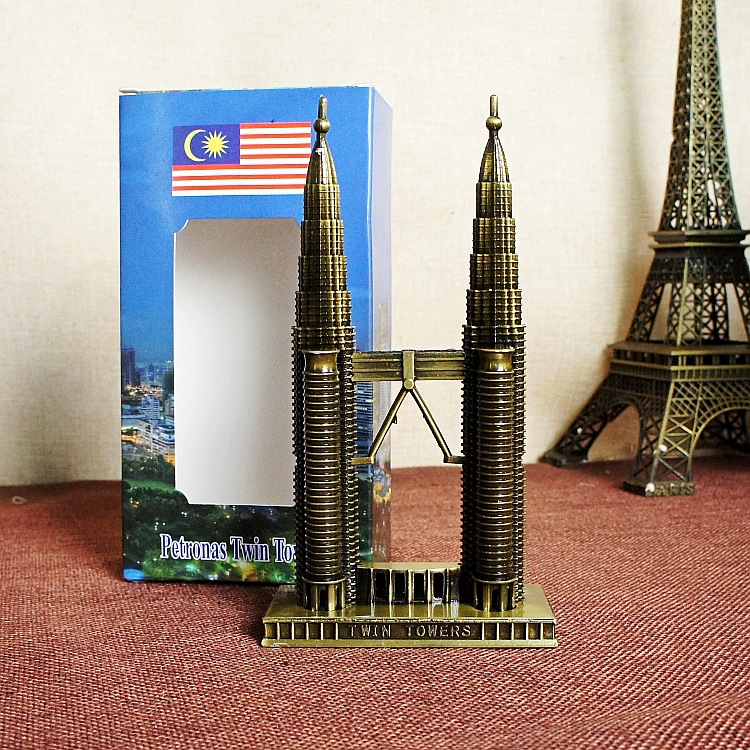 The new Kuala Lumpur Tourism Memorial Twin Towers are a finely crafted and permanently commemorated model of the twin towers pic 30