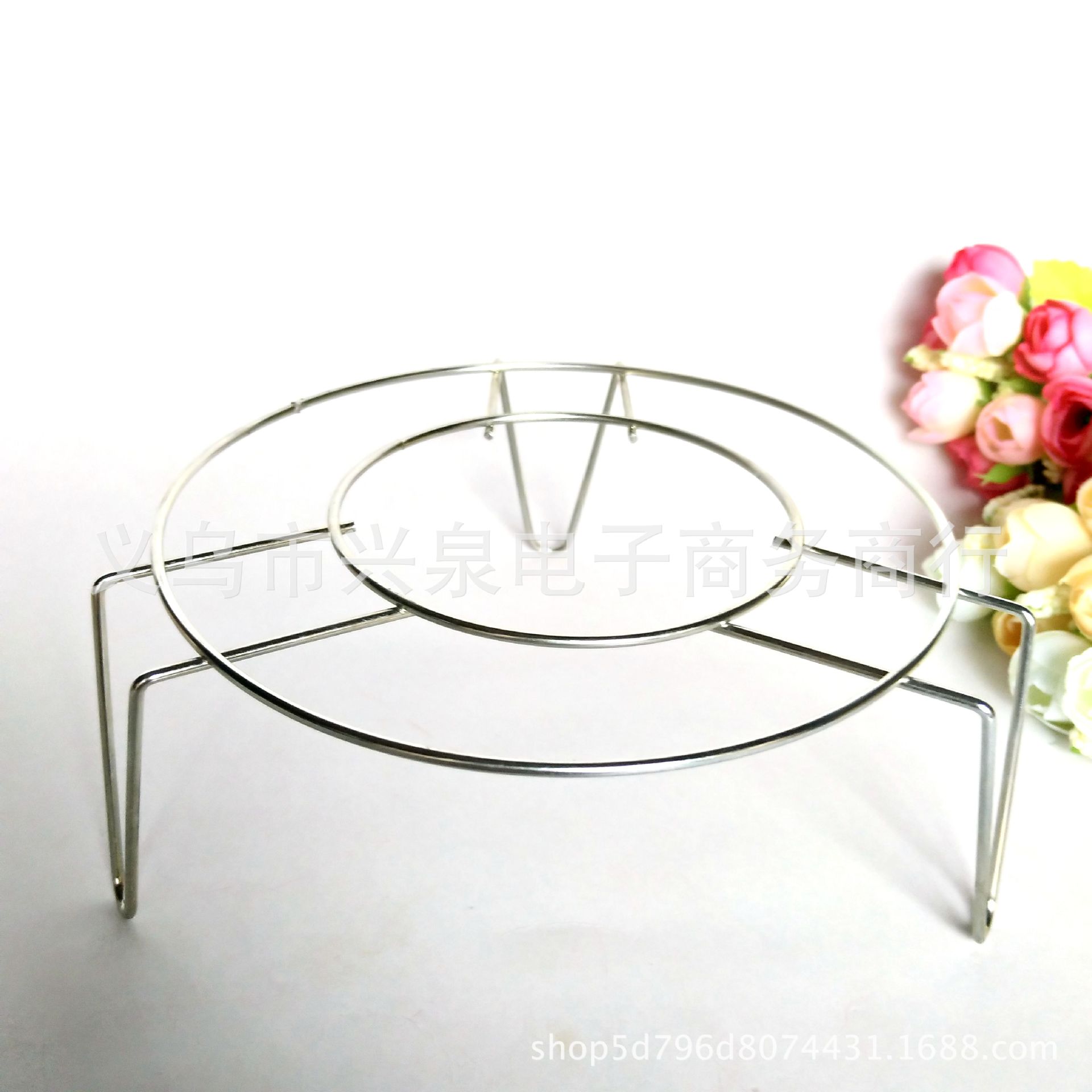 【 Zone 2-12 】16# Steamer rack 50/ bundle 600/ box 16 cm single-layer steamer rack Metal iron pot rack Kitchen cage rack Triangular steamer rack One yuan general merchandise wholesale pic 4