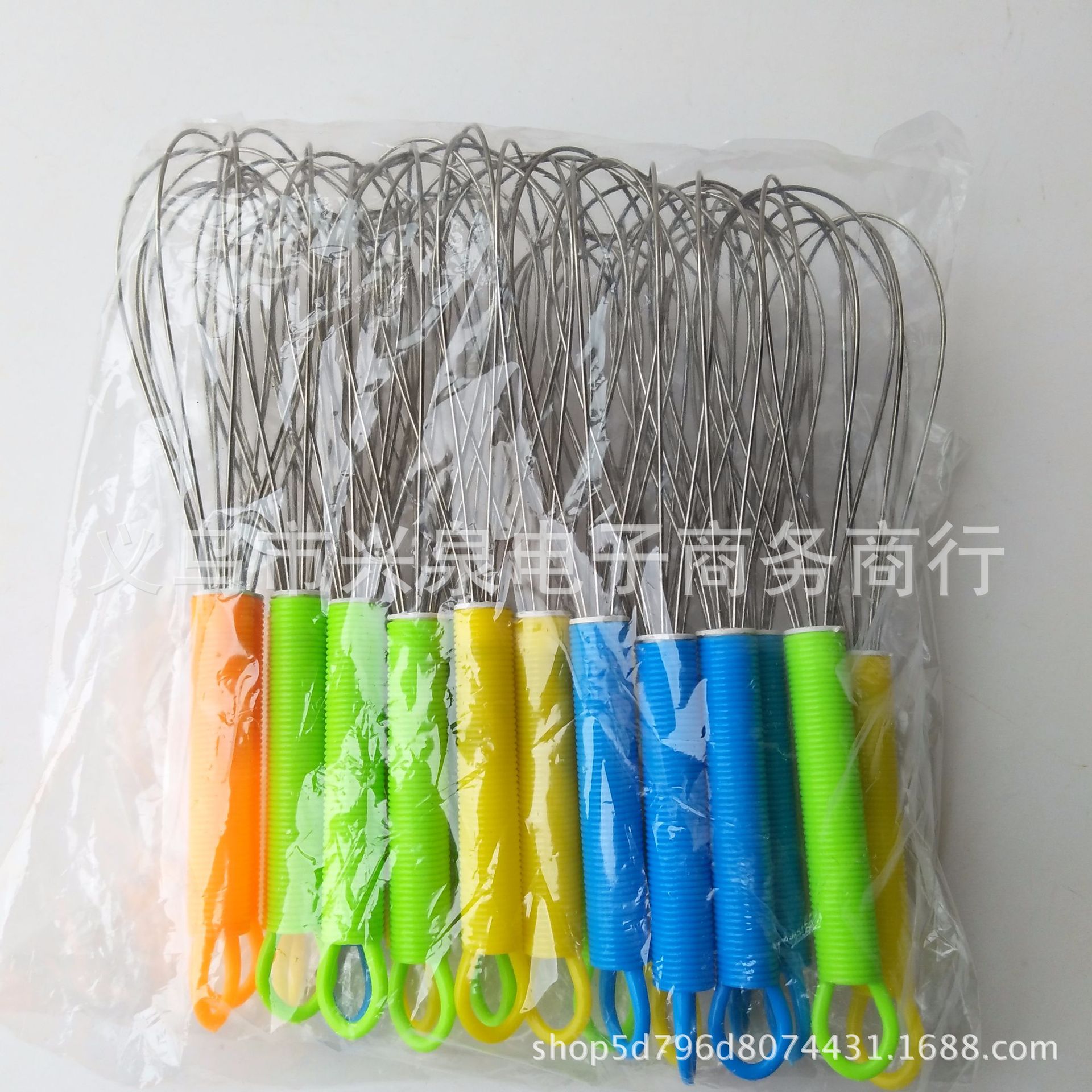 【 Zone 1-4 】 Plastic handle egg beater 20/ pack 1000/ box 1 yuan egg beater, colorful plastic handle egg beater, kitchen small tools 1 yuan store supply pic 1