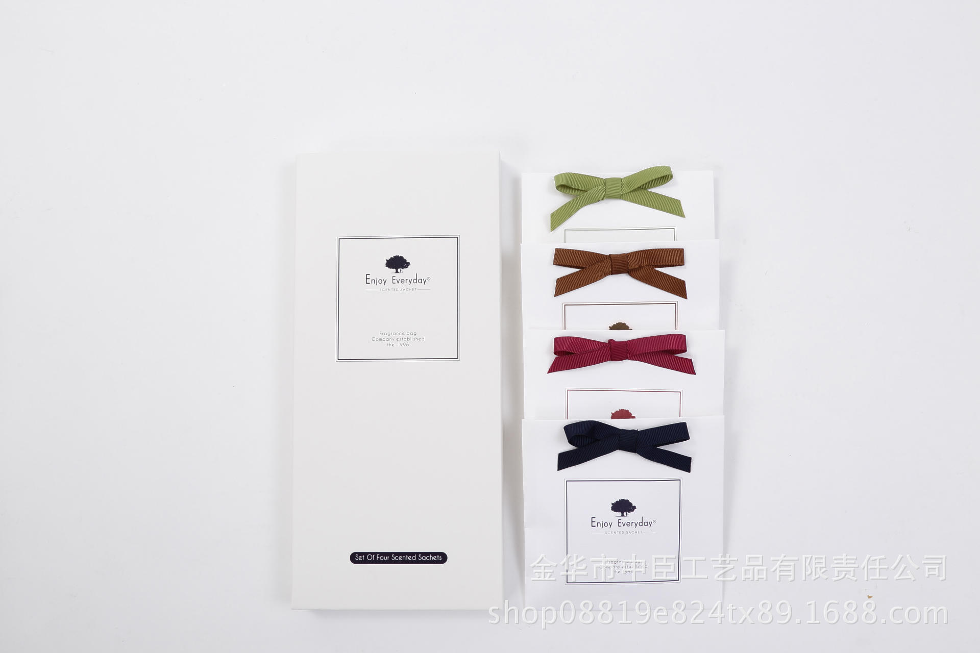 Sachets, portable sachets, material packs, fragrance packs, aromatherapy, flameless aromatherapy, air fresheners, paper sachets, custom-made by manufacturers pic 3