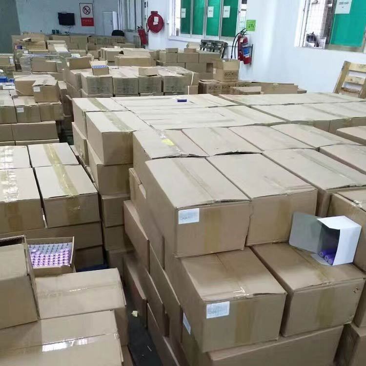 The headlamp of the powerful flashlight is equipped with a 18650 rechargeable lithium battery of 3.7v polymer with long battery life in stock pic 27