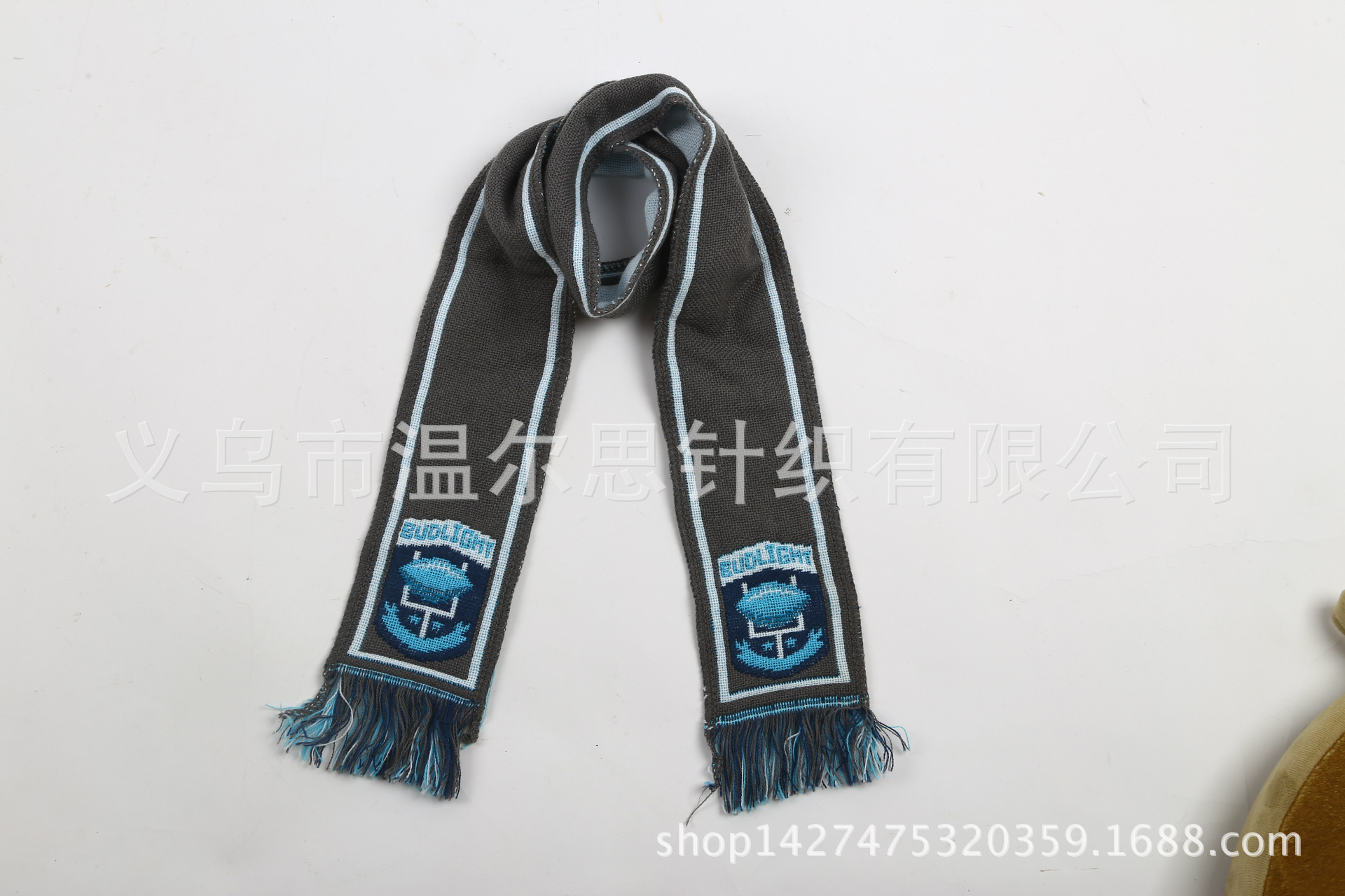 梭织腈纶围提花针织围巾礼品围巾球迷围巾专业加工定制球场logo标详情12