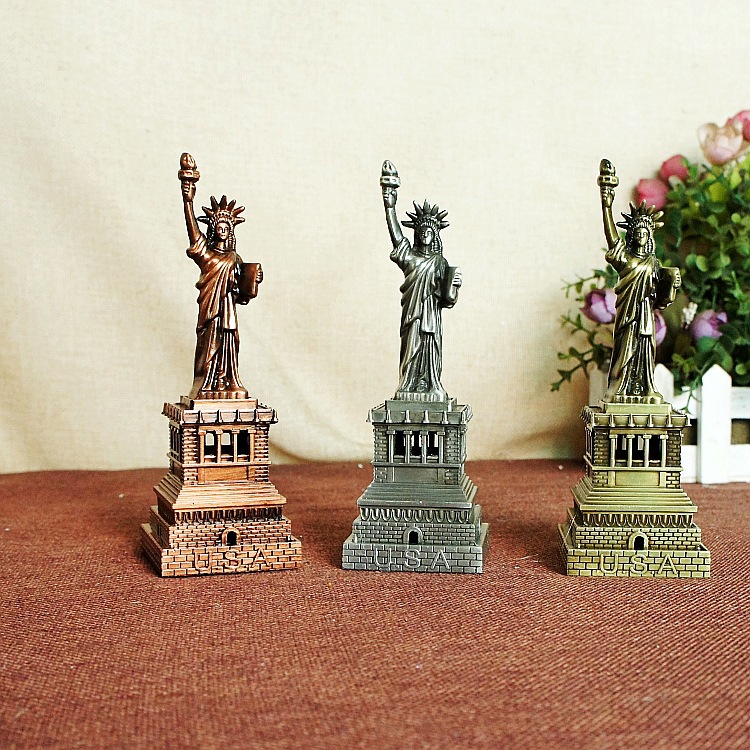 Creative metal handicrafts, American home craft ornaments, Statue of Liberty model ornaments in multiple sizes pic 31