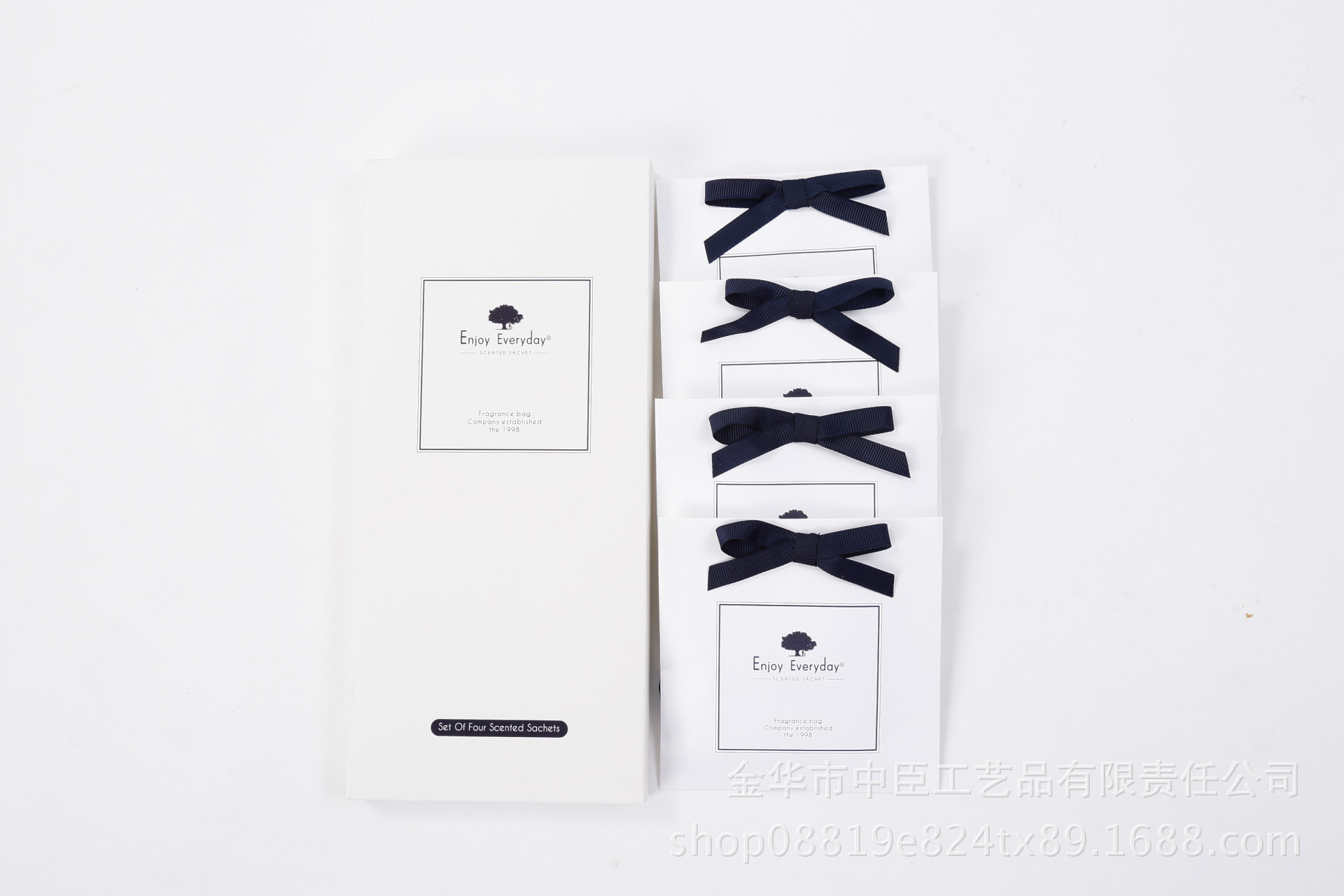 Sachets, portable sachets, material packs, fragrance packs, aromatherapy, flameless aromatherapy, air fresheners, paper sachets, custom-made by manufacturers pic 2