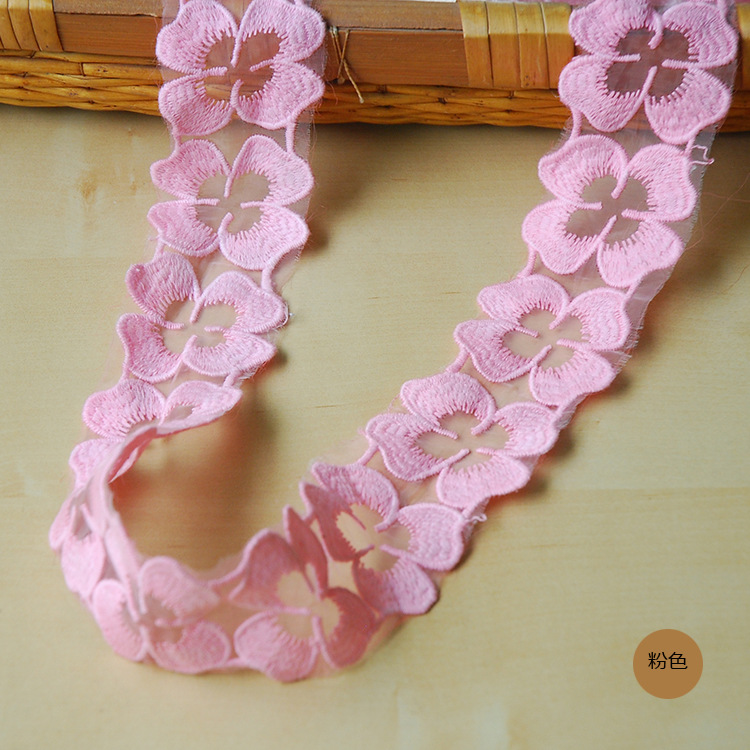 DIY clothing, fabric and accessories with lace milk silk and four-leaf clover lace are available in stock pic 8