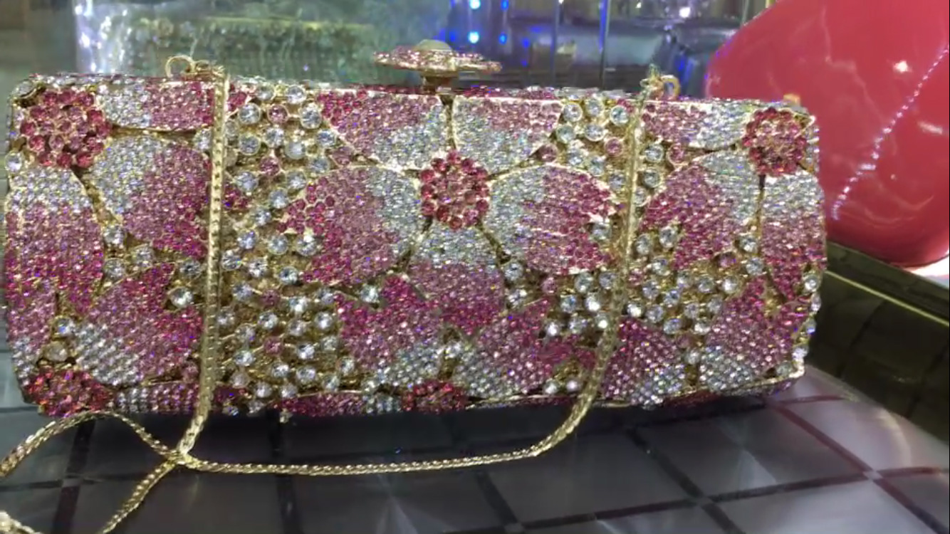 BL086 AliExpress Water Diamond Bag, Perforated Metal diamond-encrusted Dinner Bag, Full Diamond handbag for Foreign Trade Ladies, Banquet Bag pic 65