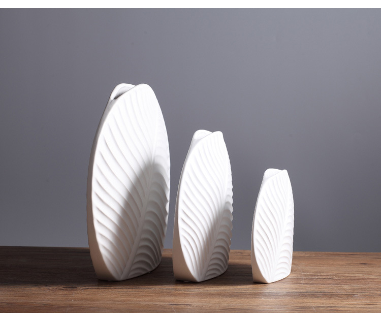 Wholesale of modern Nordic leaf ornaments, home soft furnishings, simple white ceramic vases, handicrafts and decorations pic 11
