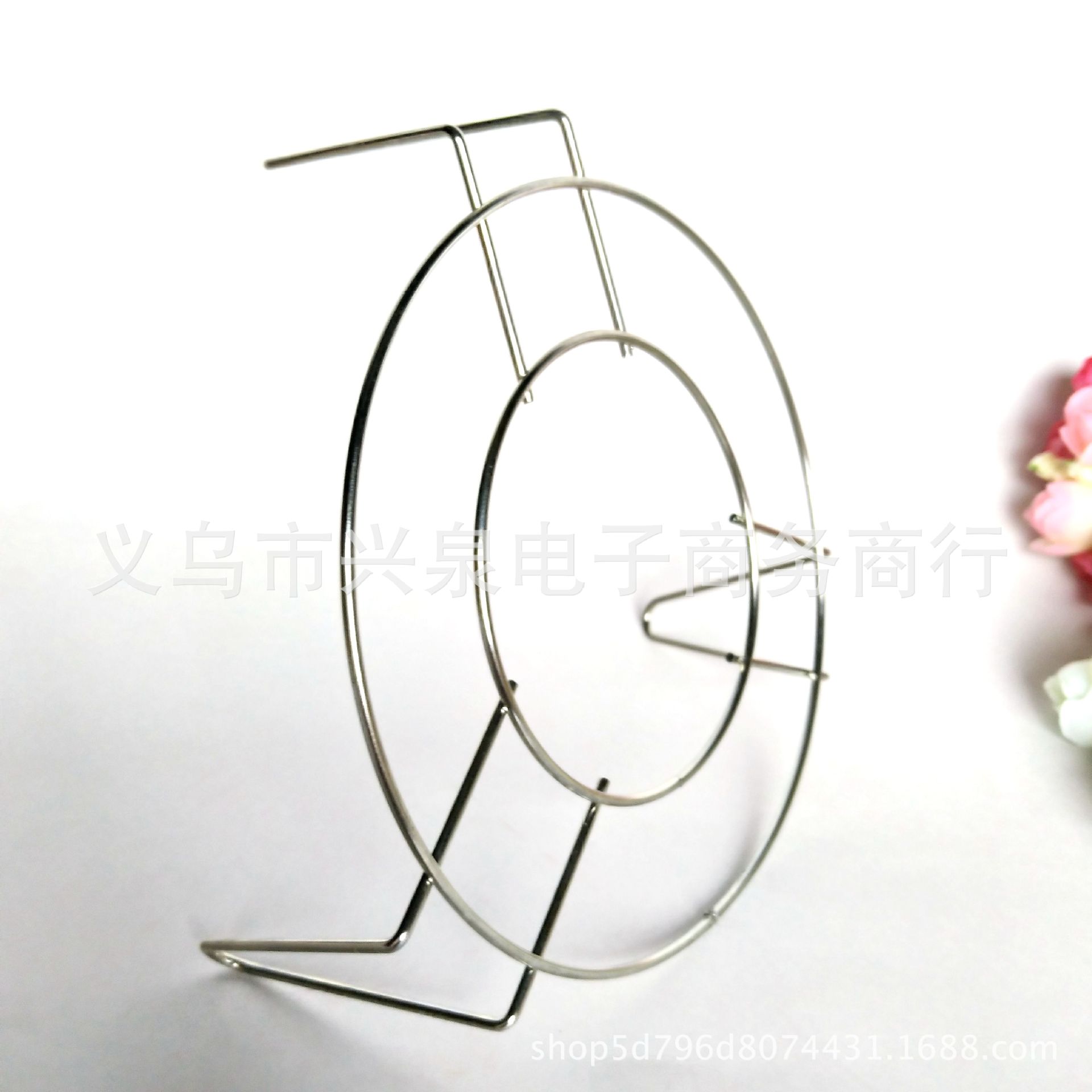 【 Zone 2-12 】16# Steamer rack 50/ bundle 600/ box 16 cm single-layer steamer rack Metal iron pot rack Kitchen cage rack Triangular steamer rack One yuan general merchandise wholesale pic 5