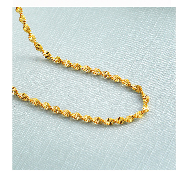 The sand gold necklace accessory for women does not fade for a long time, exuding a high-end and niche collarbone chain. It is a copper accessory from Yiwu that imitates gold pic 8