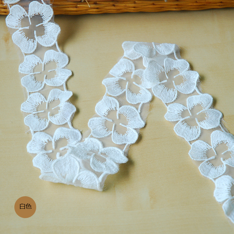 DIY clothing, fabric and accessories with lace milk silk and four-leaf clover lace are available in stock pic 7