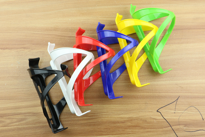 Bicycle plastic water bottle rack, mountain bike water bottle rack, water cup rack, cycling equipment, bicycle accessories in large stock pic 2