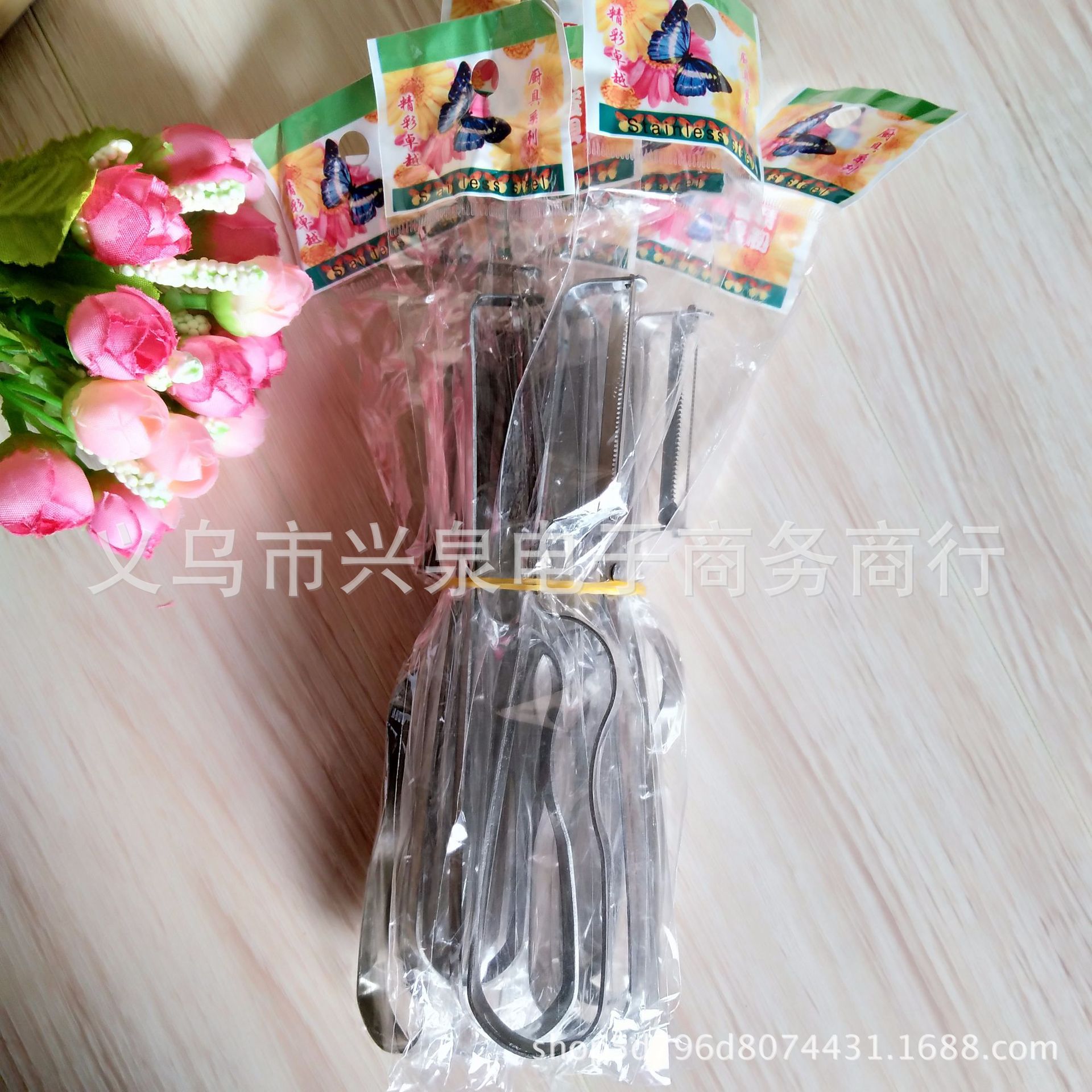 【 Zone 2-10 】【 Steel Handle Toothbrush Grater 】 2000 yuan per box, multi-functional vegetable and fruit peeler, metal peeler, fruit peeler, fruit peeling, wholesale 1 yuan pic 1