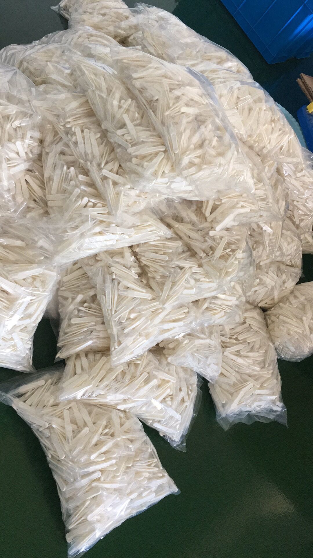 新起点洗护用品 婴儿鼻屎夹 宝宝日常护理清洁镊子圆头夹子详情2