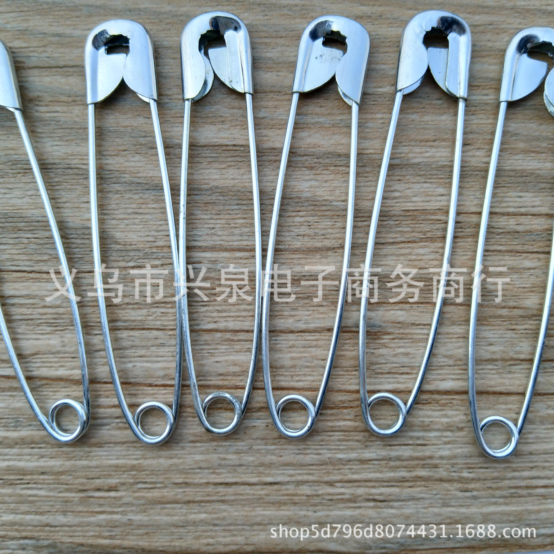 【 Zone 1-10 】 No. 3 pins 50 per box 2000 per case No. 3 pins Paperclip Large Safety pins Office pins Yiwu one-yuan supply special batch pic 2