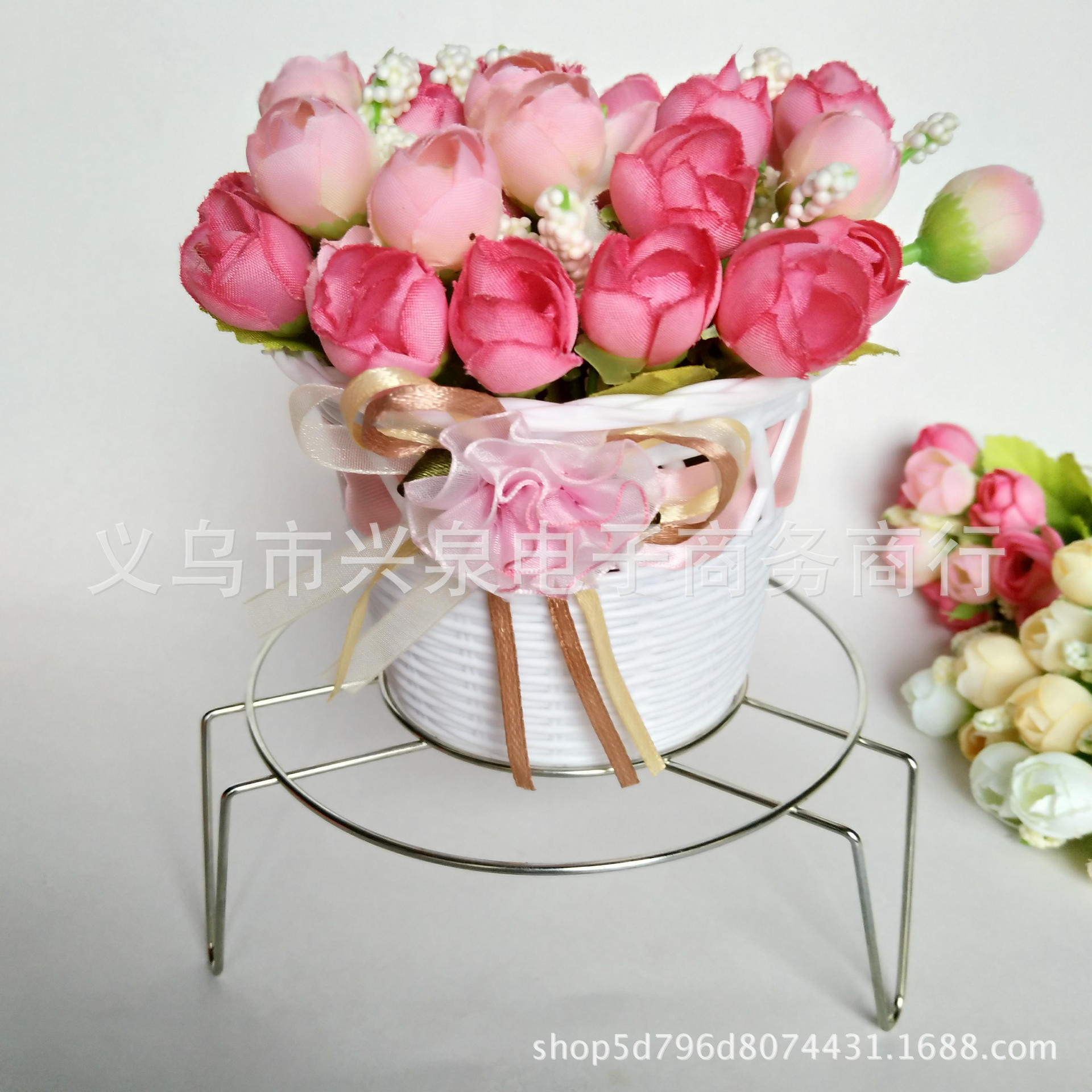 【 Zone 2-12 】16# Steamer rack 50/ bundle 600/ box 16 cm single-layer steamer rack Metal iron pot rack Kitchen cage rack Triangular steamer rack One yuan general merchandise wholesale pic 3