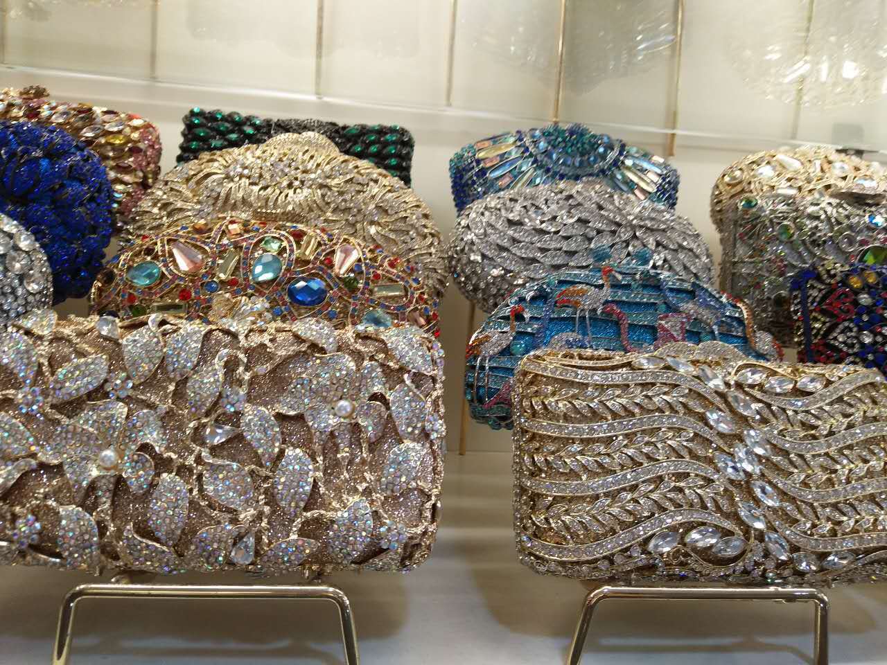 BL086 AliExpress Water Diamond Bag, Perforated Metal diamond-encrusted Dinner Bag, Full Diamond handbag for Foreign Trade Ladies, Banquet Bag pic 76