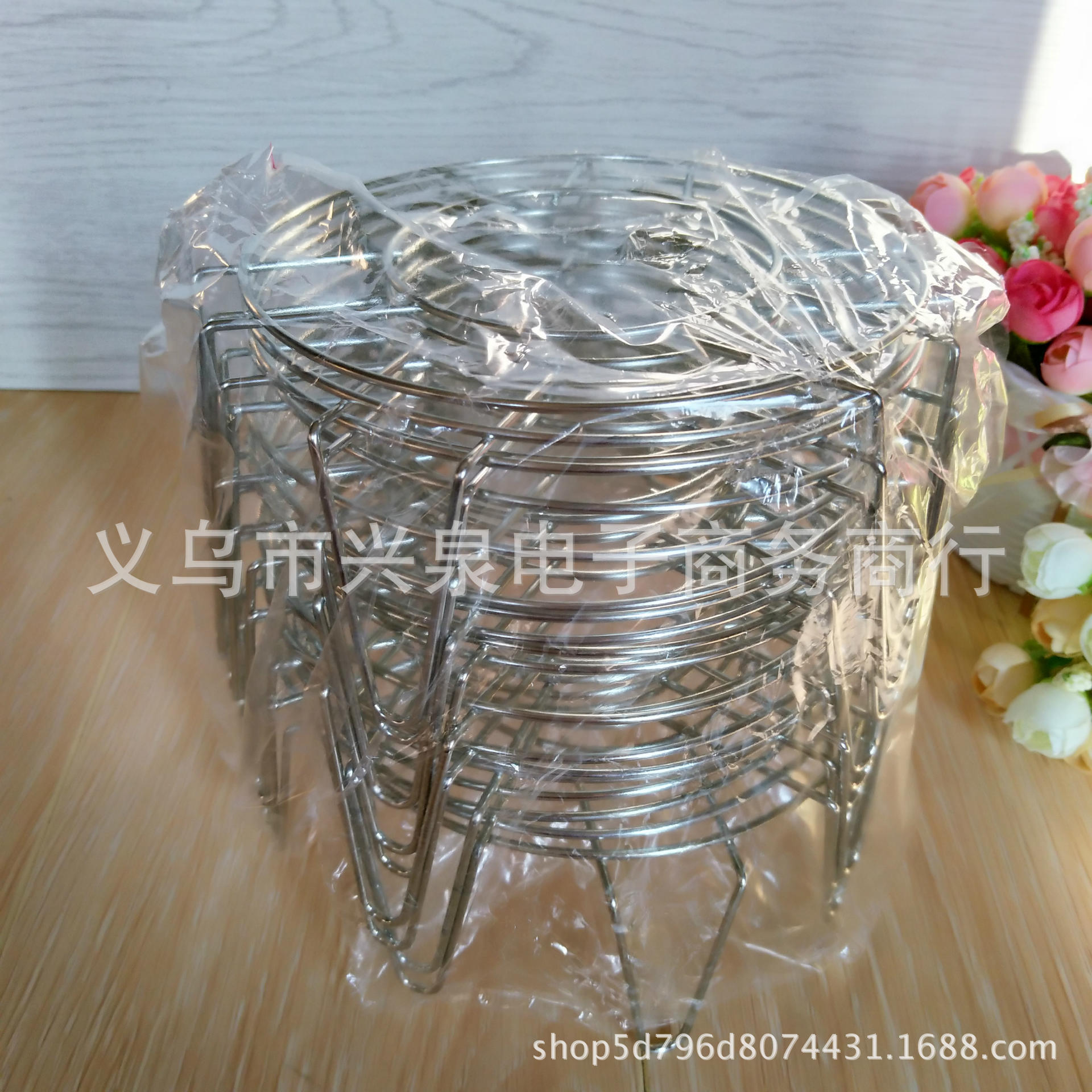 【 Zone 2-12 】16# Steamer rack 50/ bundle 600/ box 16 cm single-layer steamer rack Metal iron pot rack Kitchen cage rack Triangular steamer rack One yuan general merchandise wholesale pic 2