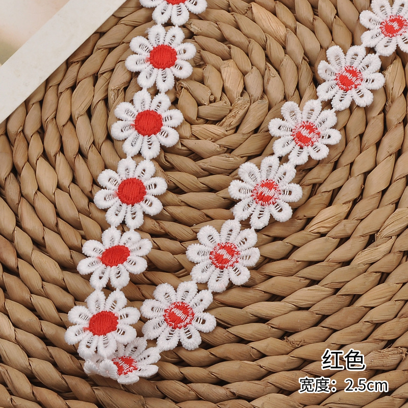 Wholesale of two-color lace with milk silk and chrysanthemum edges, 2.5CM in width, water-soluble embroidery lace from the manufacturer pic 17