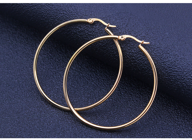 欧美简约不锈钢素圈耳环男女夸张大耳环高级感钛钢时尚耳扣耳环详情32