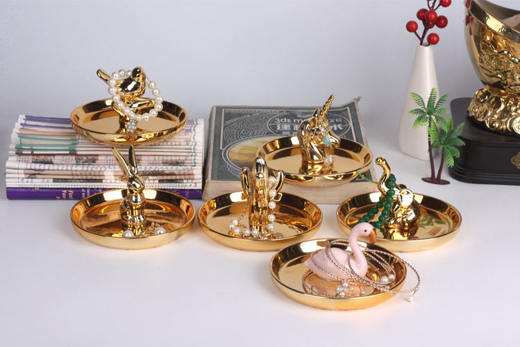 Nordic gold-plated ceramic handicrafts, gift jewelry plates, rings, watches, home storage plates, golden deer animal ornaments pic 4