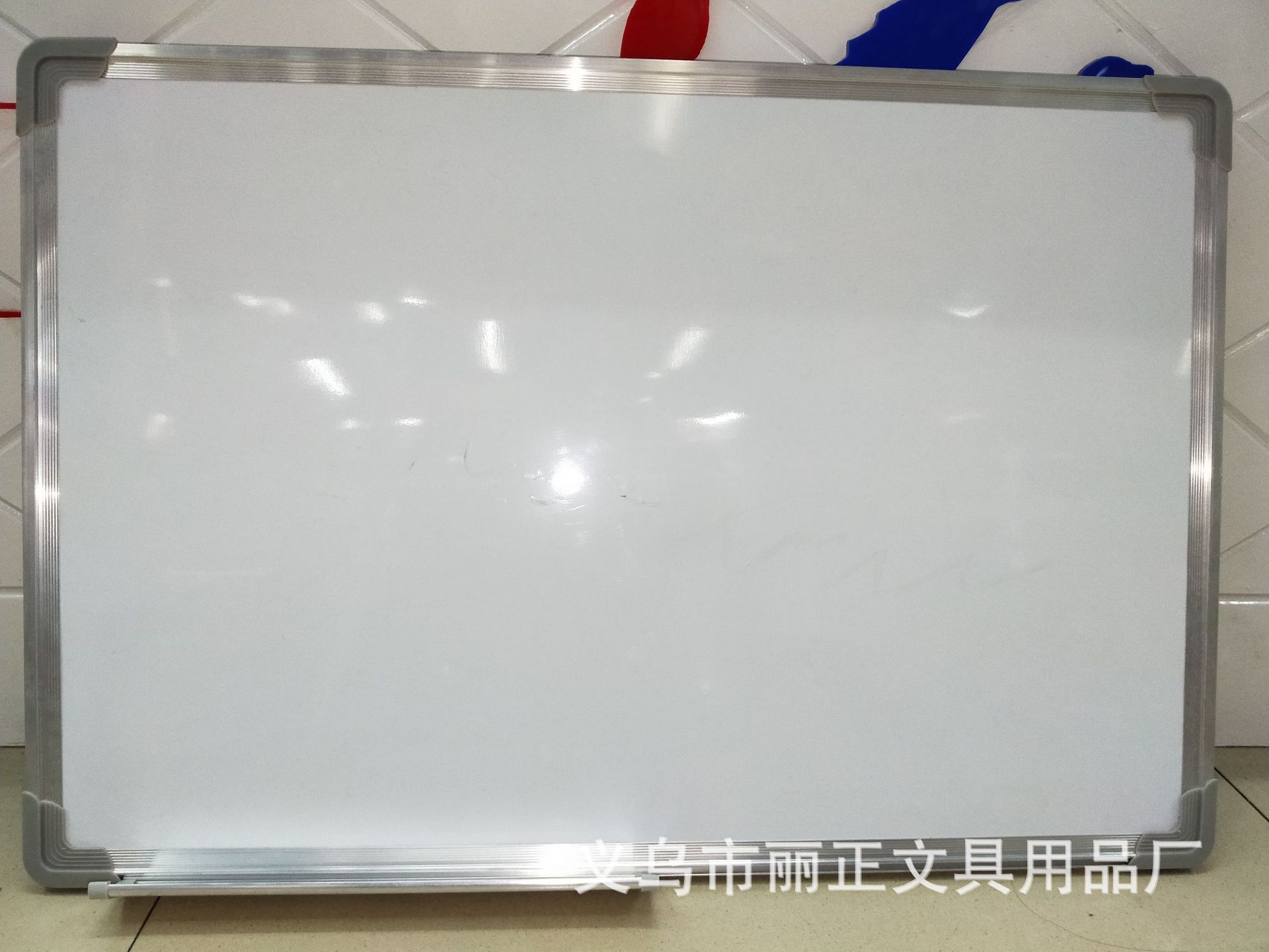 Home teaching blackboard, rubber-backed whiteboard, office aluminum alloy writing board, sturdy and practical writing board manufacturer wholesale pic 4