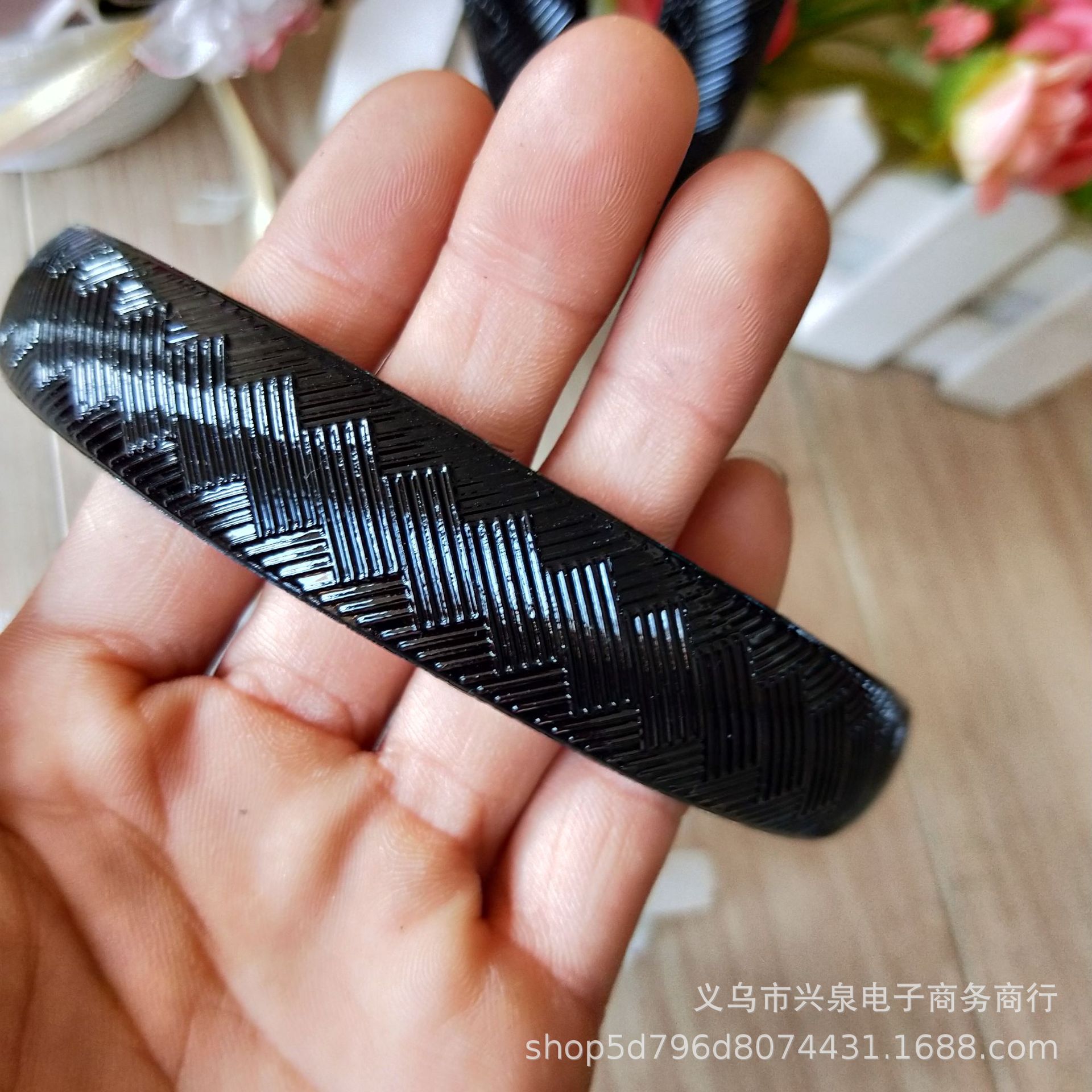 【1-9 Zones 】【 Black Patterned Hair Clips 】20 yuan per pack, one-yuan hair band, black hair band, hair band, patterned headband, one-yuan and two-yuan accessories wholesale pic 5