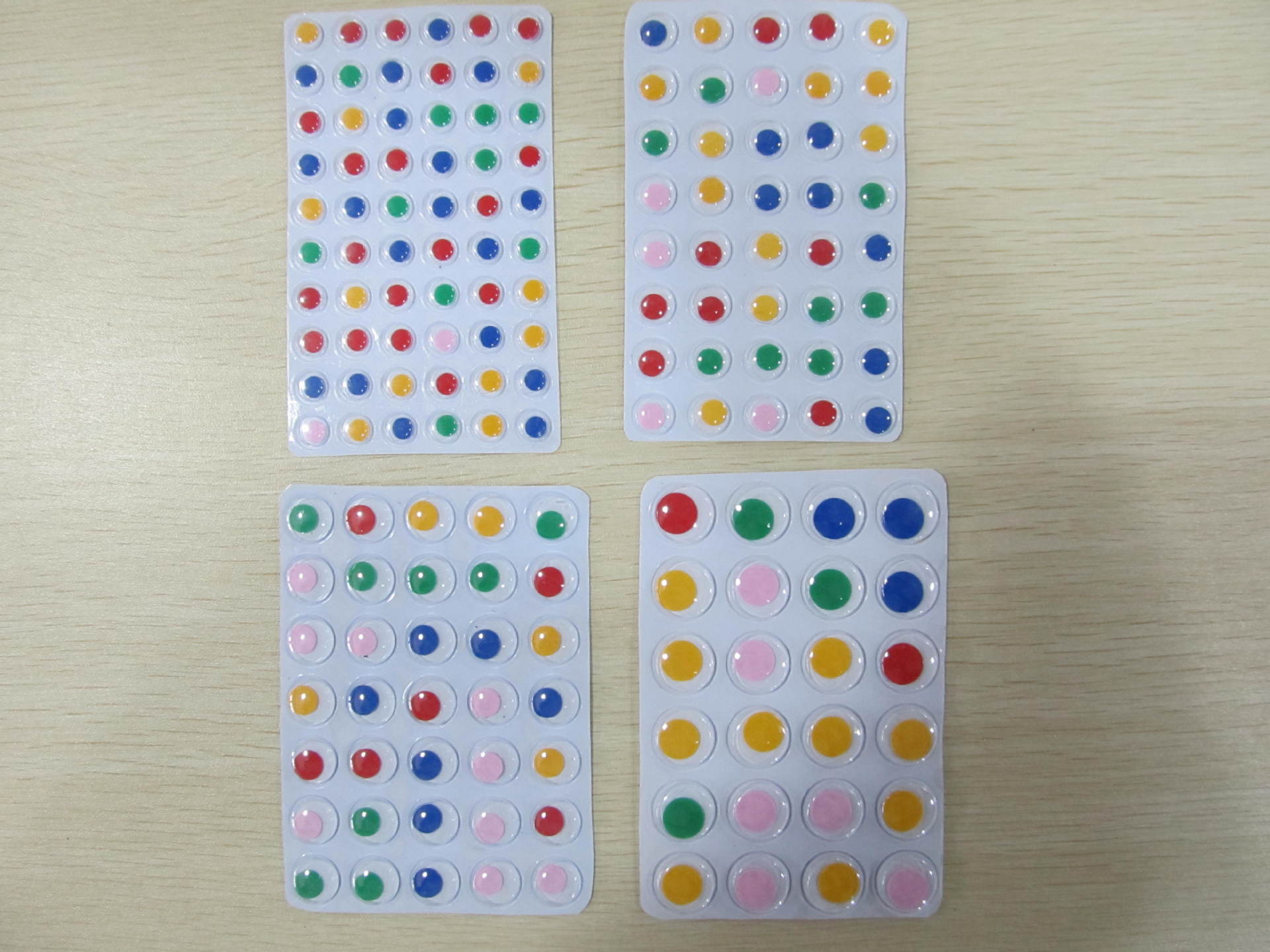 wiggly eyes sample wrong desig