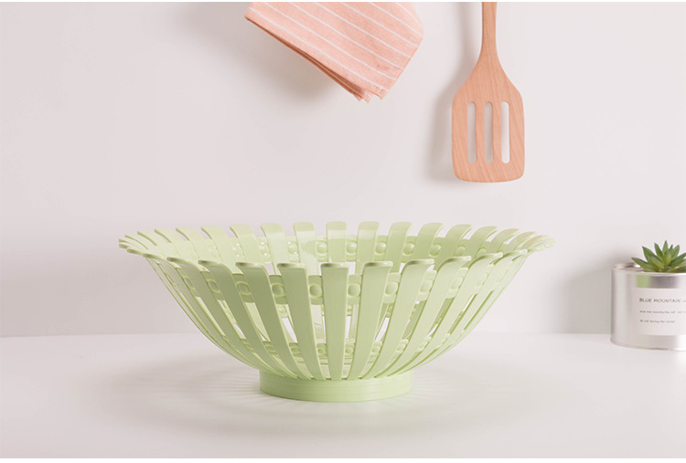 New Nordic plastic hollowed-out draining vegetable and fruit washing basket, round living room snack storage basket pic 11