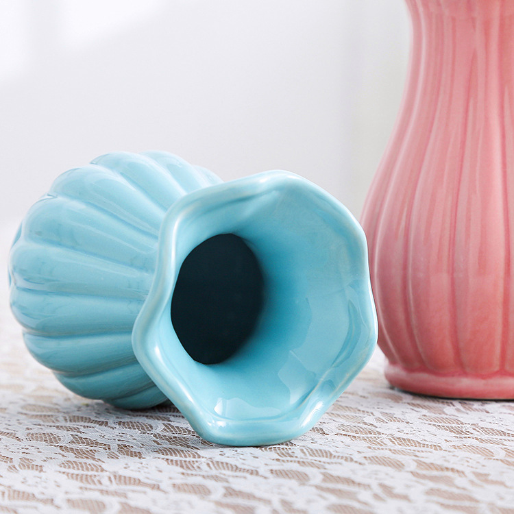 2026 White Ceramic Vase Home Decoration Sample room, Nordic ruffled edge flower vase, Chaozhou Vase manufacturer, small size pic 21