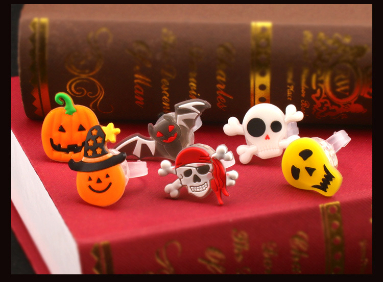 Factory direct sales of cartoon rings, luminous finger lights, led flashing, Halloween pumpkin luminous wristbands, toys and gifts pic 5