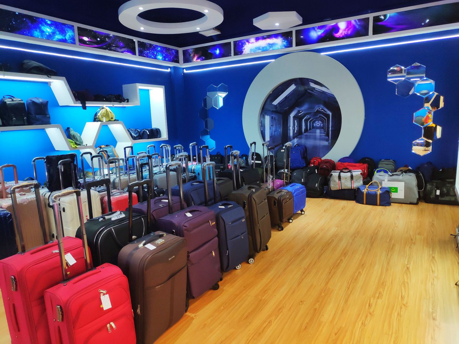 2024新款小学生书包男女儿童双肩包1-3-6年级轻便减负背包 小学生书包详情15