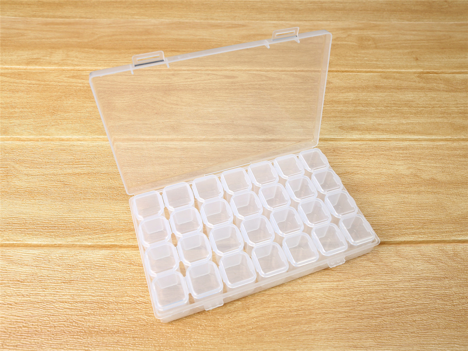 Fabricante en stock 28 GRS clamshell caja de plástico transparente acabado rectangular diamante pintura accesorios caja de almacenamiento transfronterizo pic 3